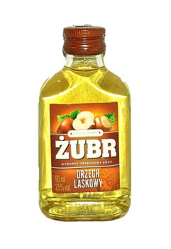 Wódka Żubr Orzech Laskowy 90ml